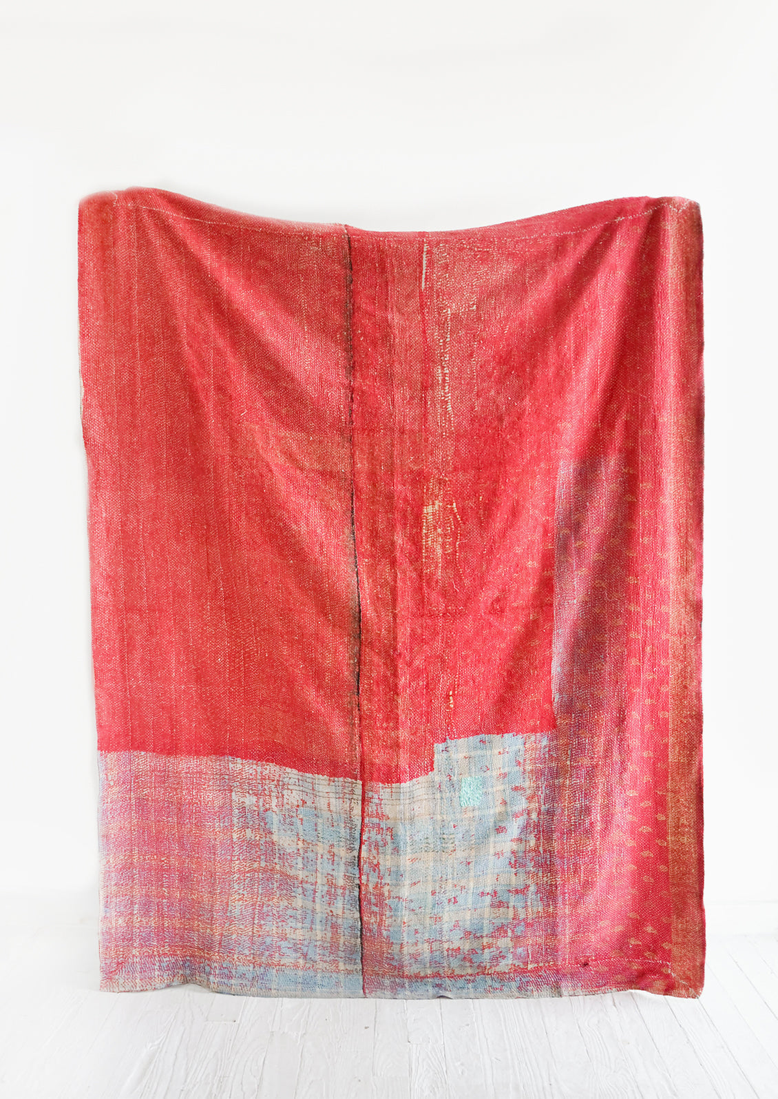 Vintage Patchwork Quilt No. 15 in - LEIF