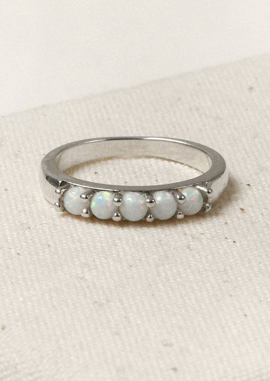 A sterling silver ring adorned with 5 opals.