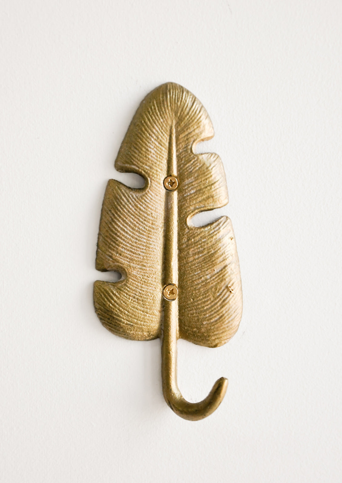 Gilded Leaf Wall Hook in Banana Leaf - LEIF